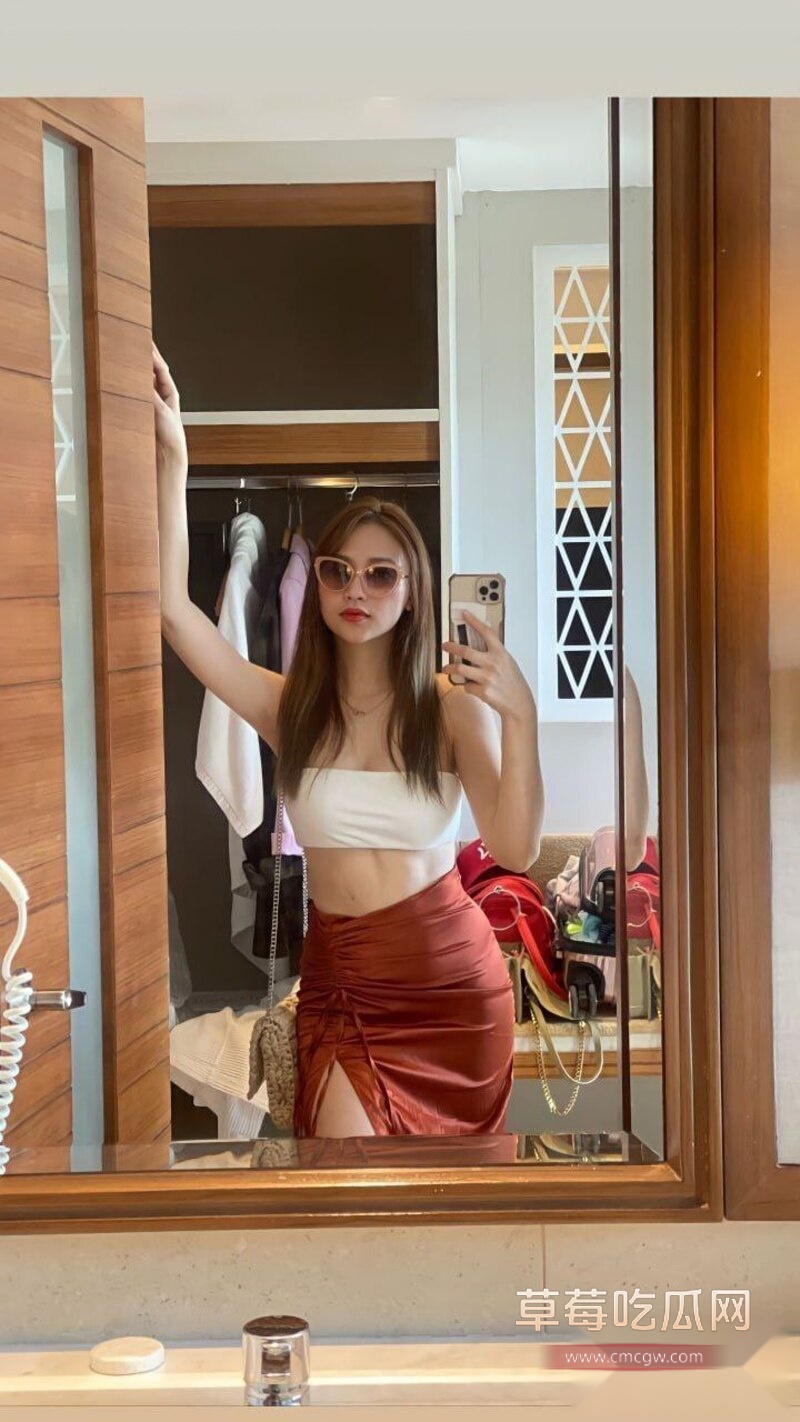 CharleneMaeRada母狗口交 12
