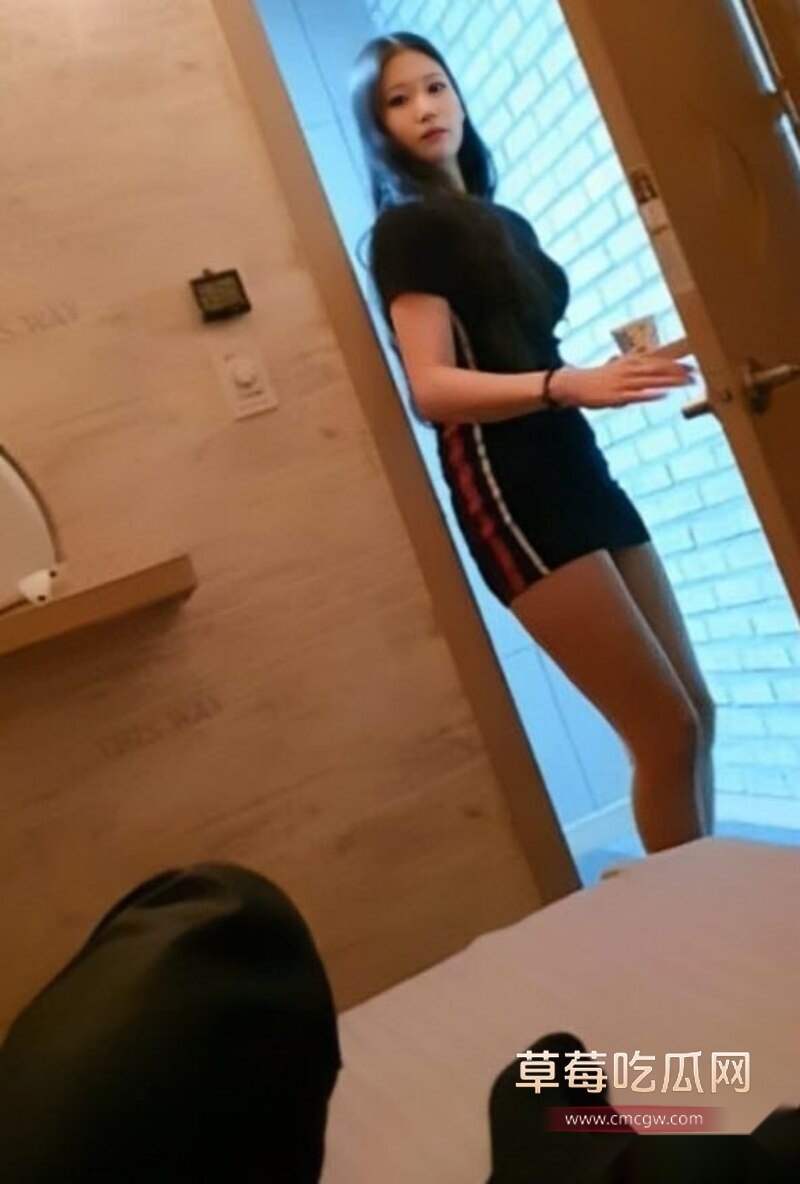 偷拍江南口爆店 1