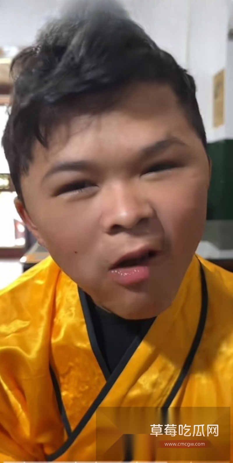 当年爆红的小马云 范小勤 长大了9