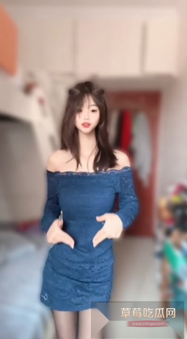 快手网红泪痕刚成年就下海直播11 快手网红泪痕刚成年就下海直播11