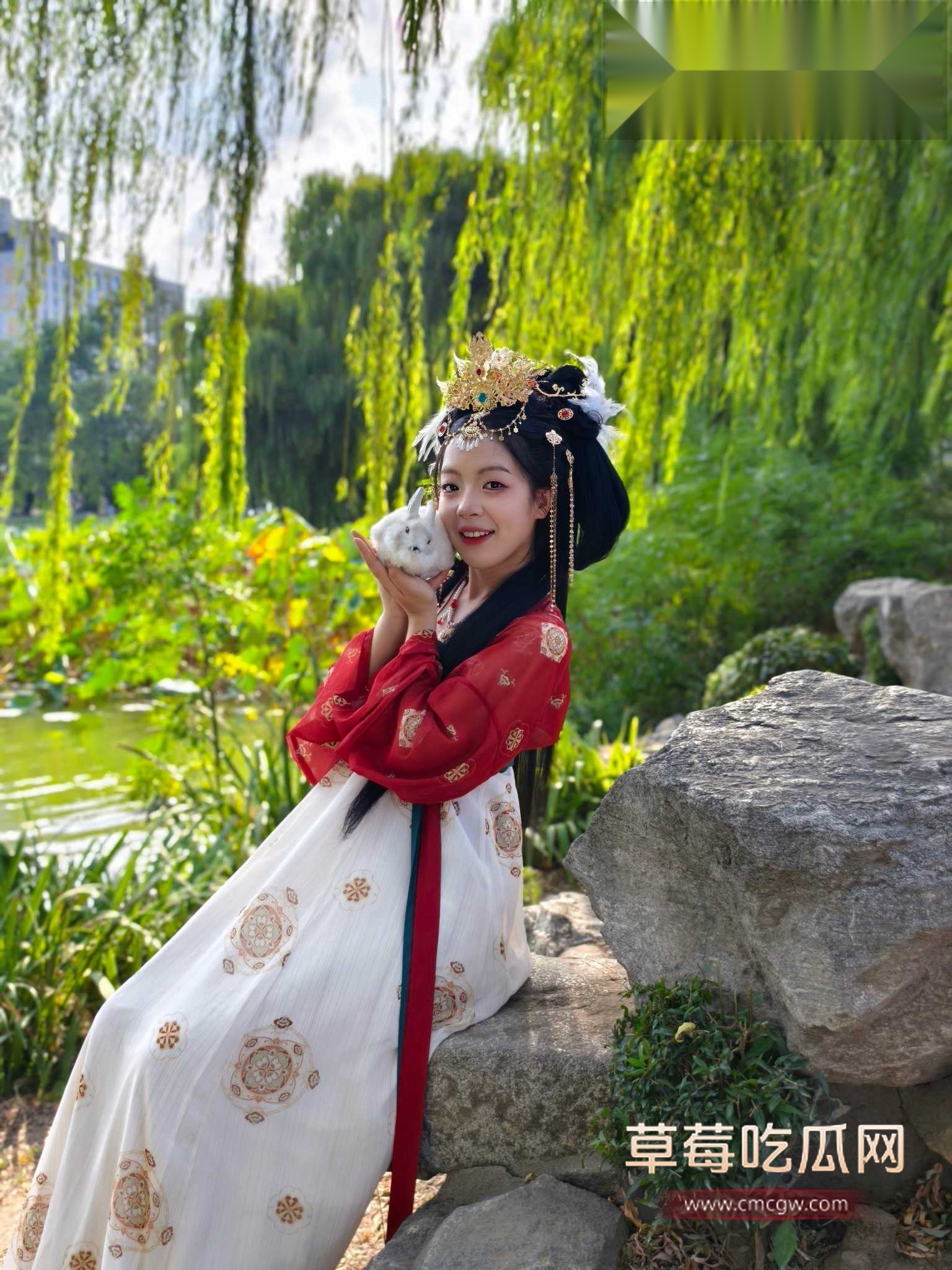 02年可爱大学生的反差日常流出2
