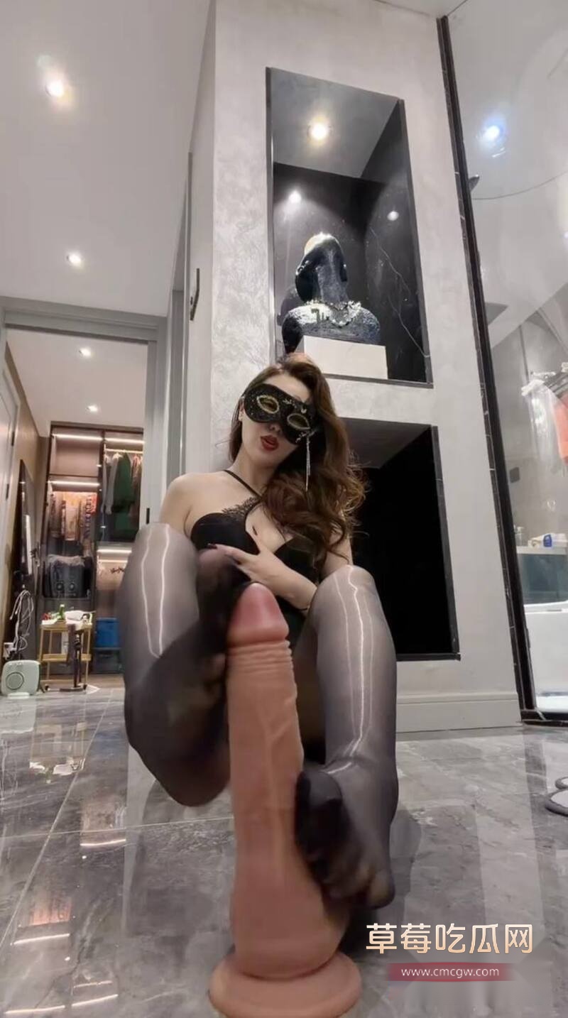 快手少妇自慰 4 快手少妇自慰 4