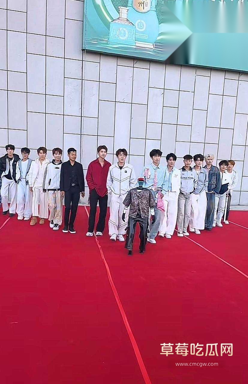 男网红辰一张耀眼5 男网红辰一张耀眼5