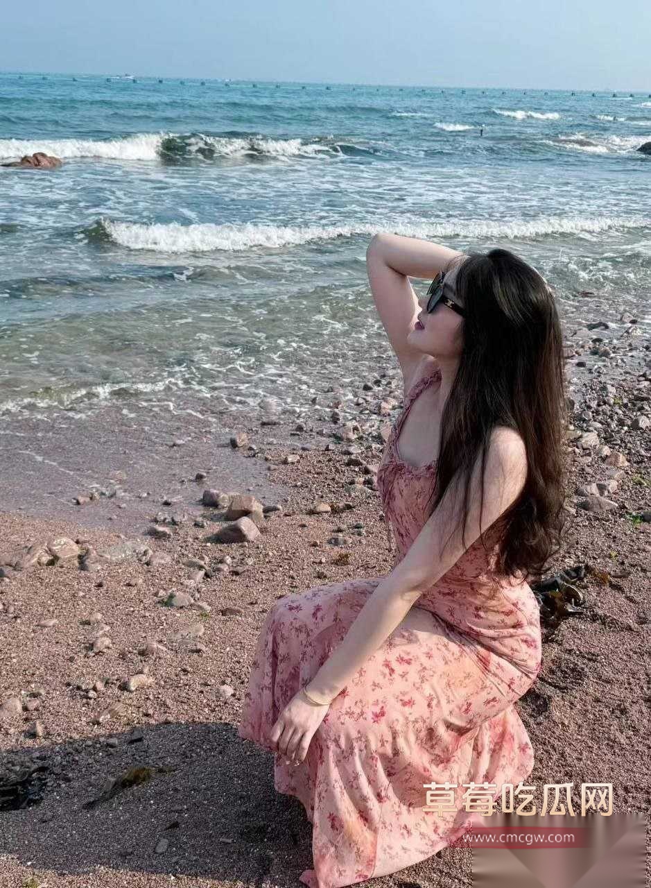 眼镜妹1