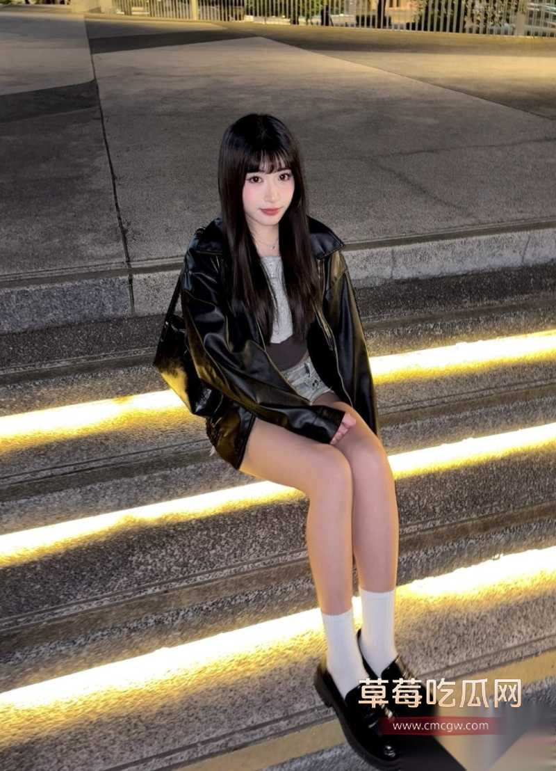 超可爱大一巨乳学妹均均 16