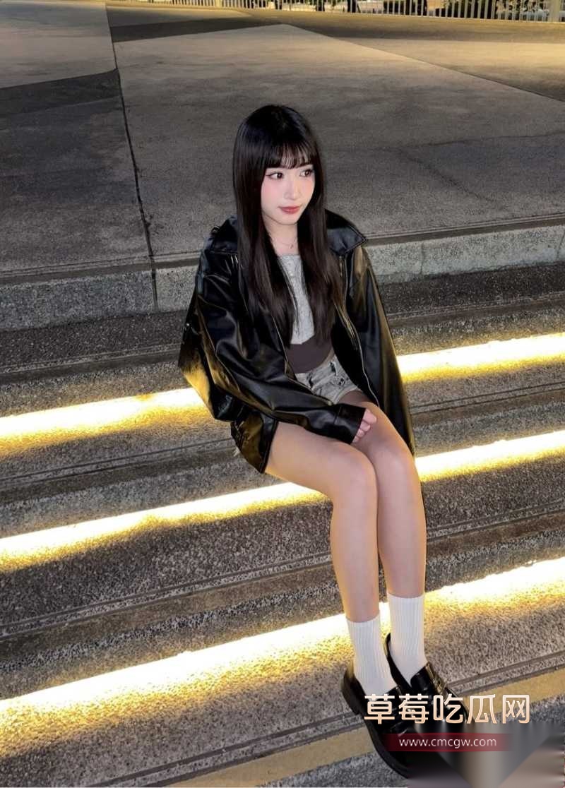 超可爱大一巨乳学妹均均 17