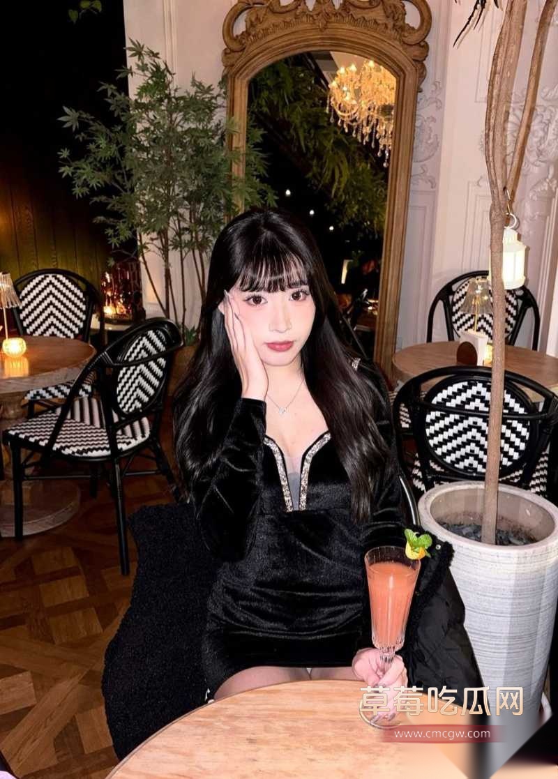 超可爱大一巨乳学妹均均 18