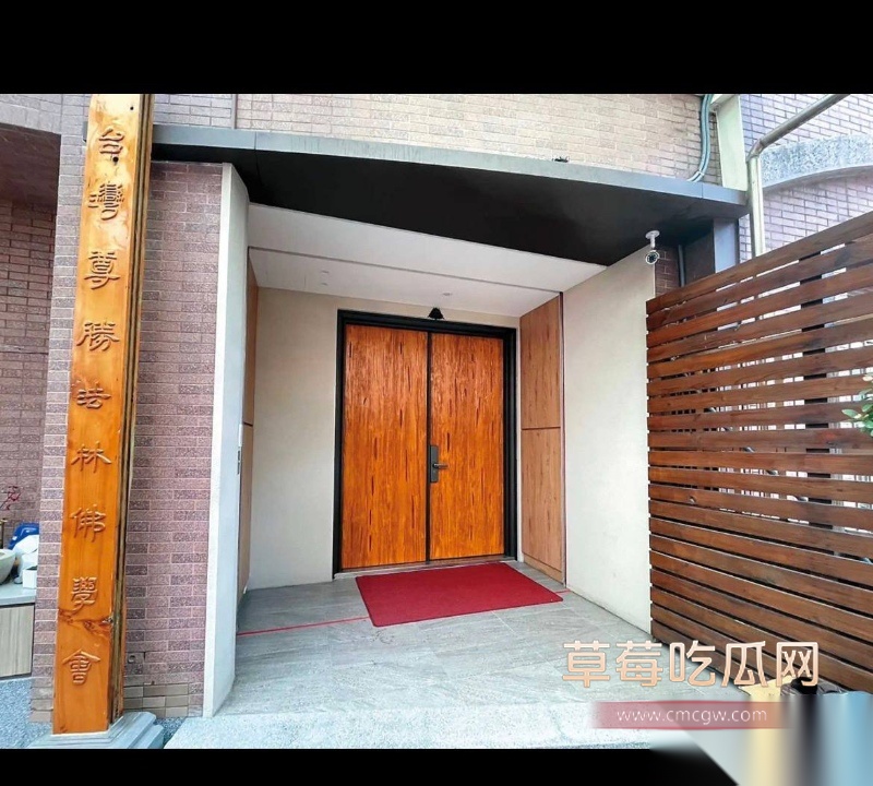 喇嘛主持多桀仁卿聊骚约炮 11