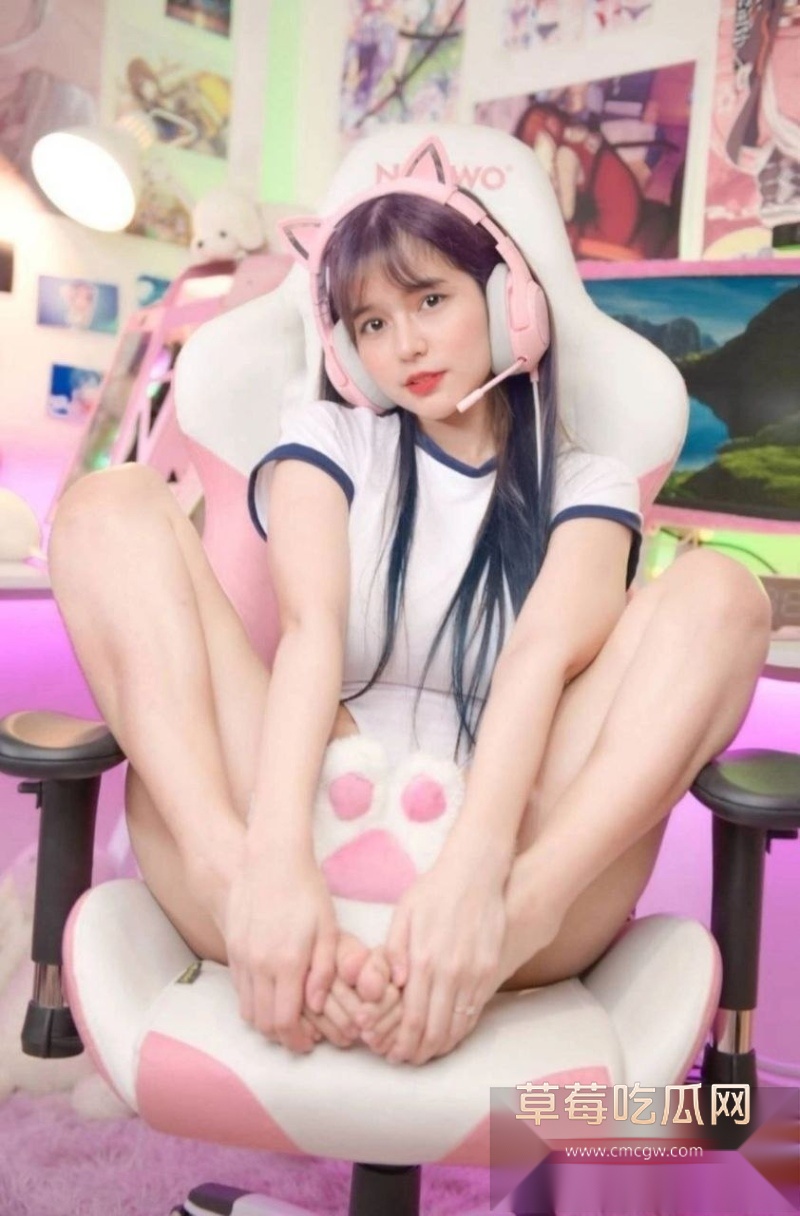 pimnain这个电竞女友 17