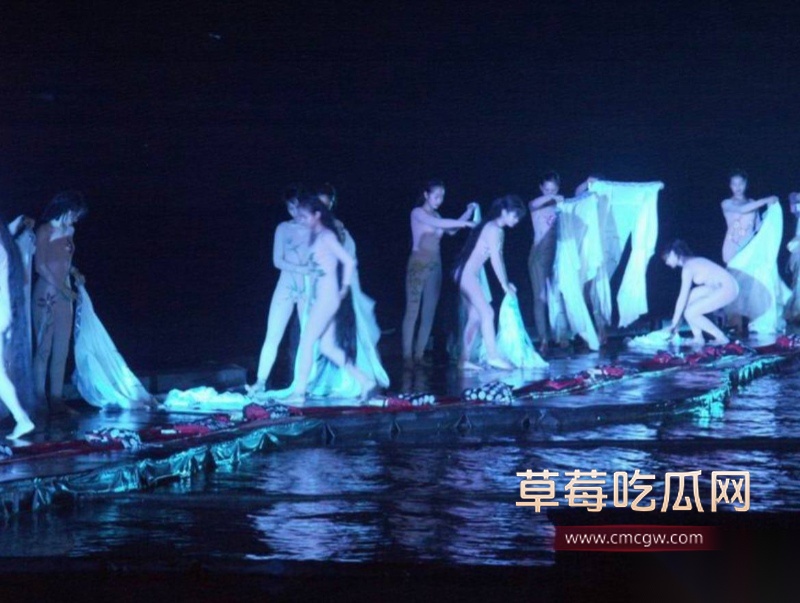 广西印象刘三姐演出全裸 30 广西印象刘三姐演出全裸 30