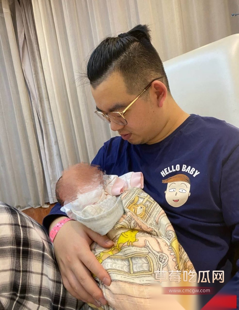 百万粉珠宝女博主控诉丈夫出轨女助理 38 百万粉珠宝女博主控诉丈夫出轨女助理 38