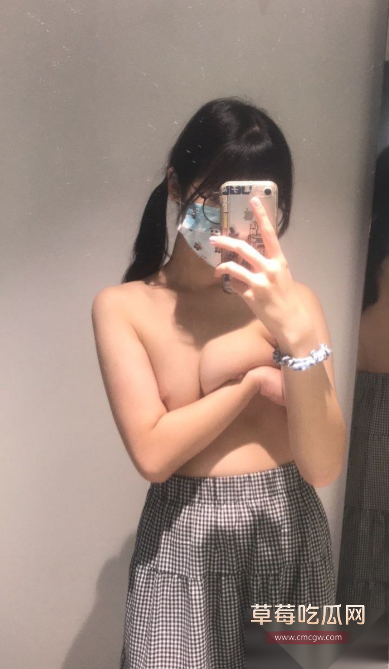 长相清纯可爱的眼睛婊 19 长相清纯可爱的眼睛婊 19