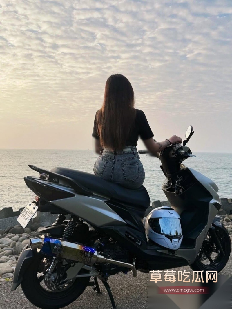 极品高颜值可爱小网美 15