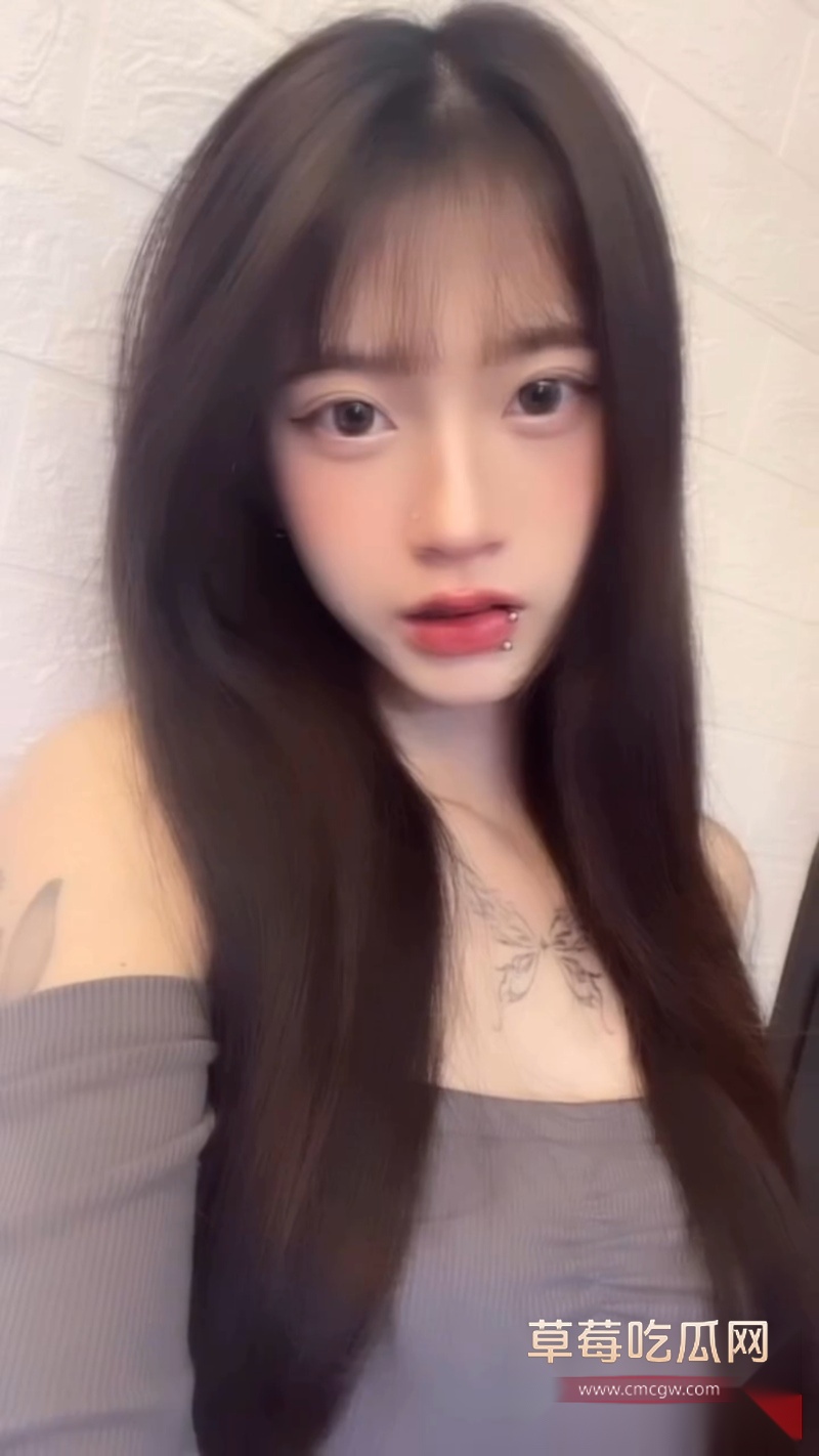 高颜极品身材小网红七七 2