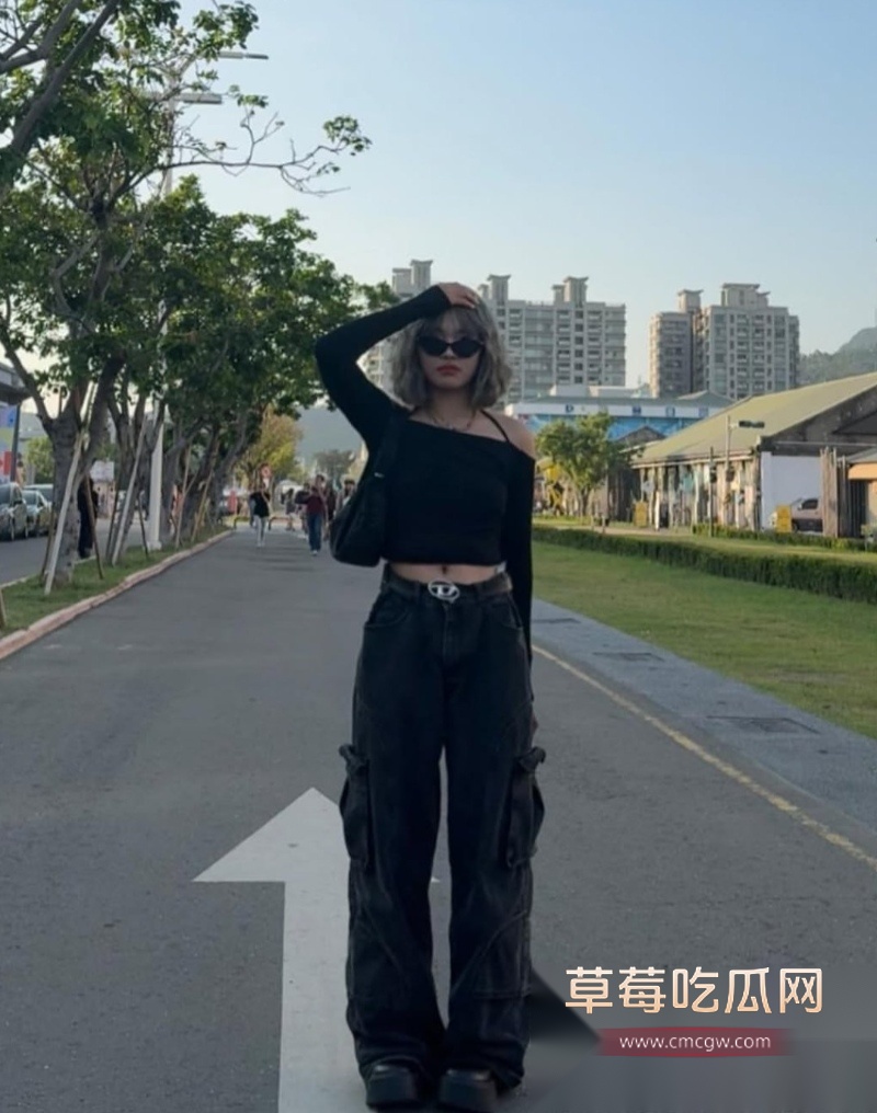 短发御姐风网美敝姓关 21