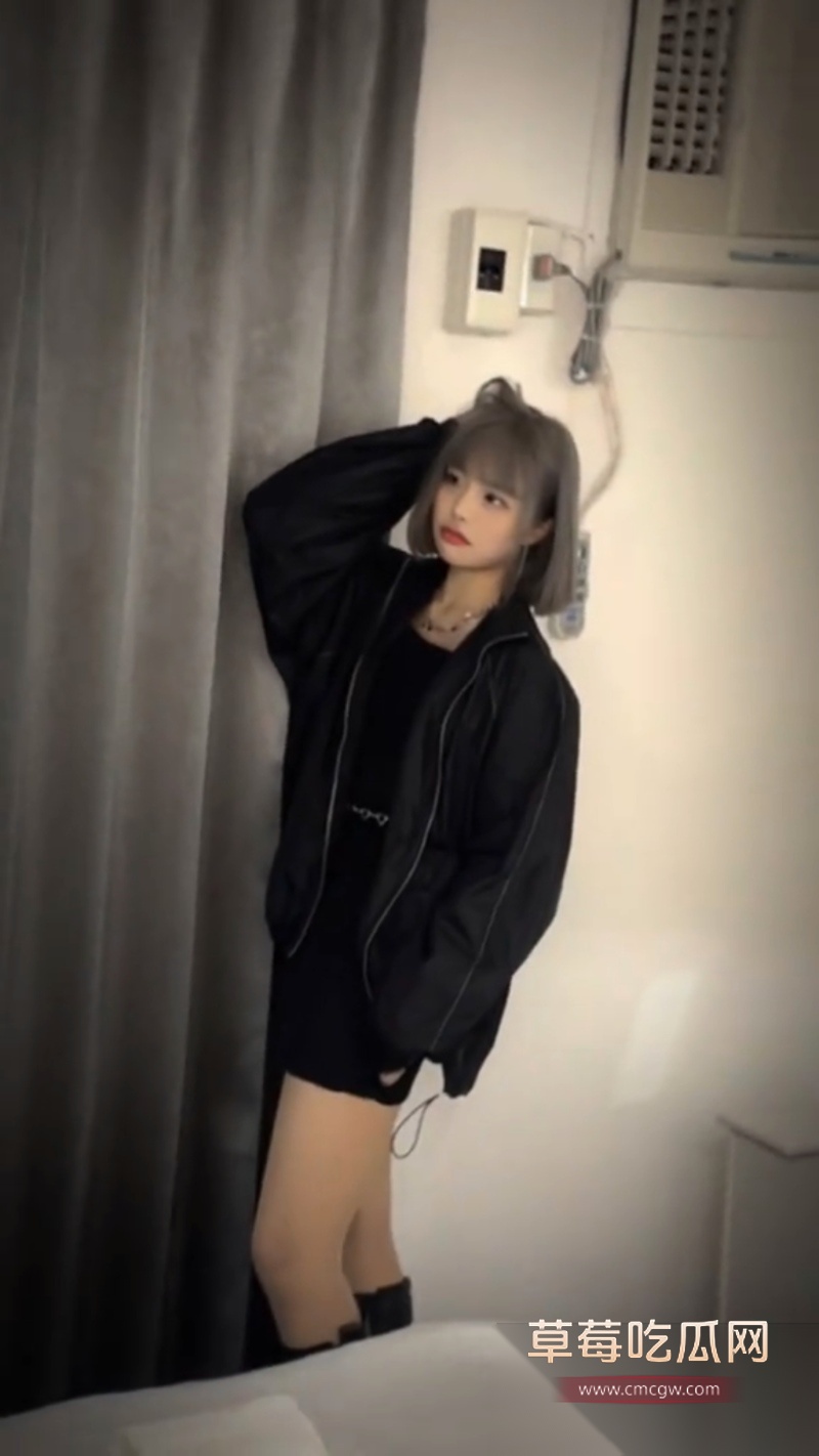 短发御姐风网美敝姓关 1