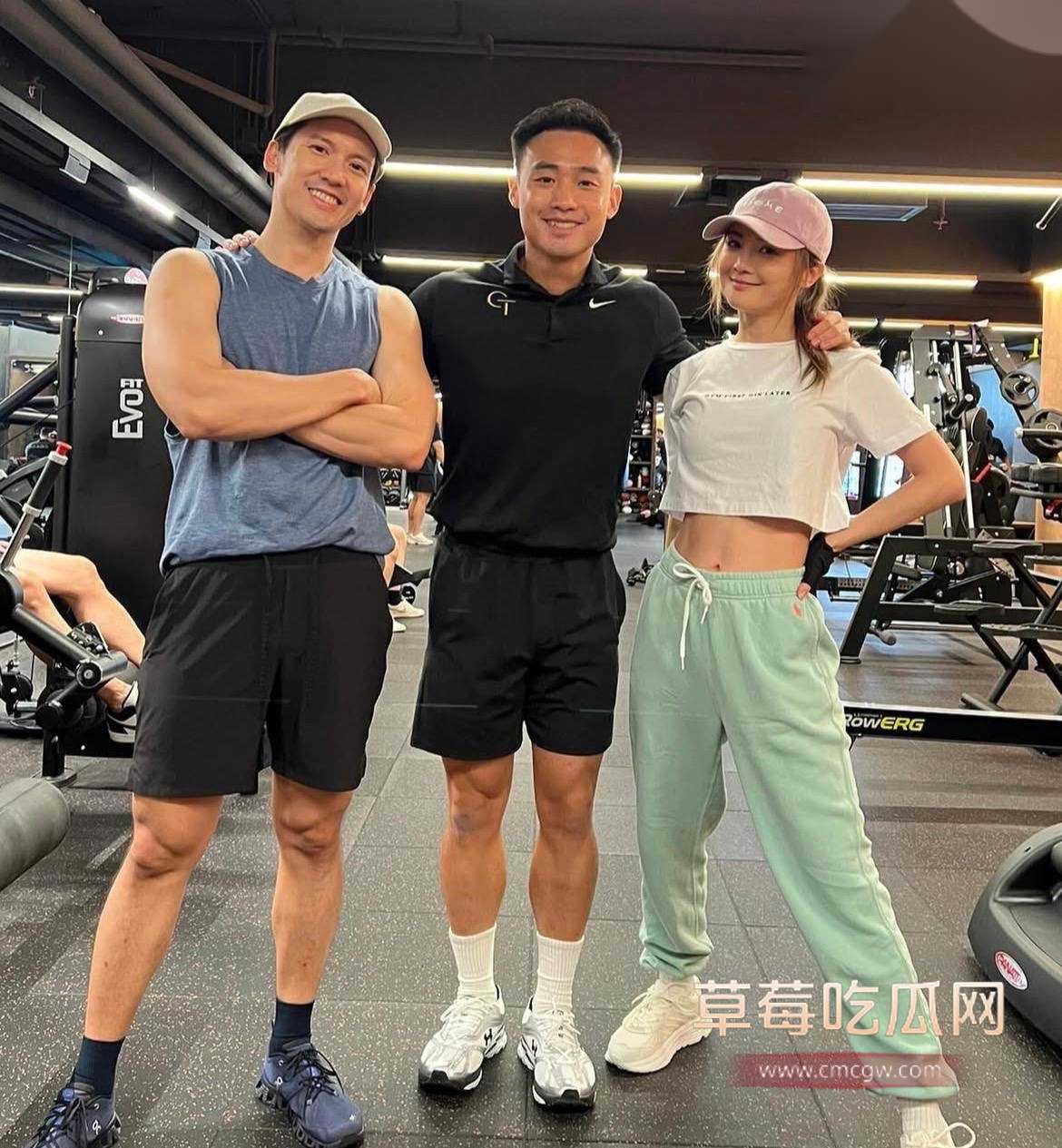 约炮女网红8 约炮女网红8