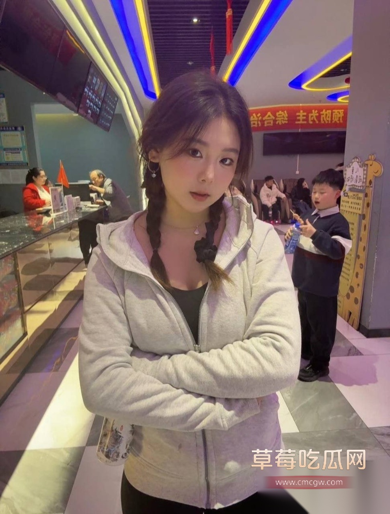 抖音百万微胖女网红 白桃乌龙茶 27