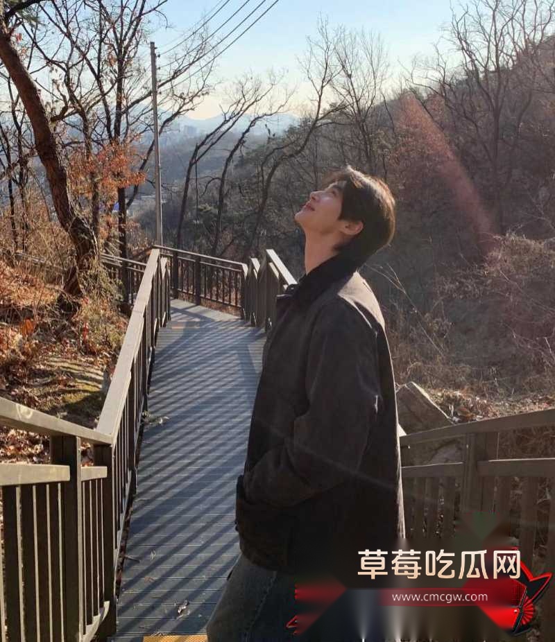 男网红小羽转晴睡大姐睡粉 43 男网红小羽转晴睡大姐睡粉 43