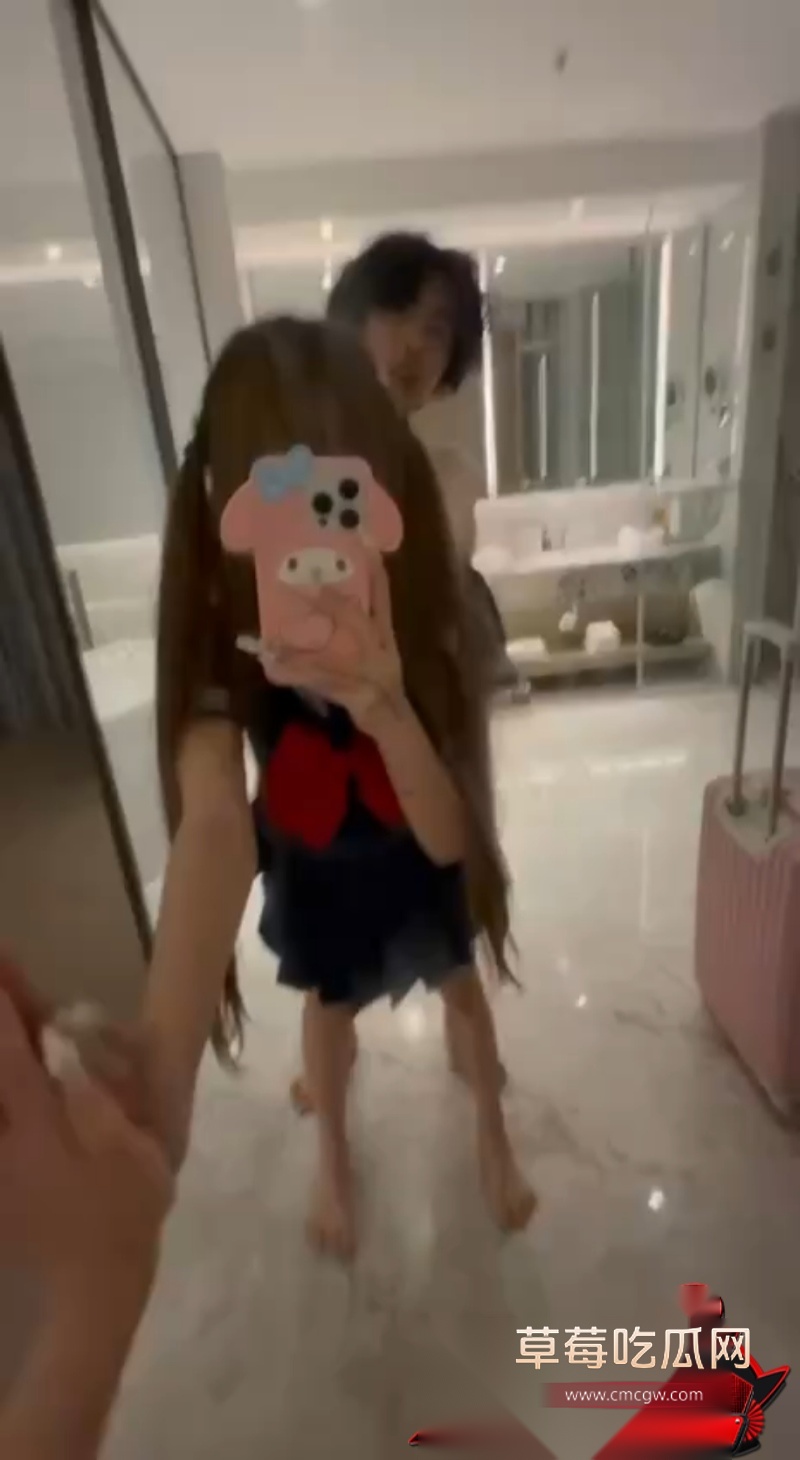 快手小网红泪桥 2 快手小网红泪桥 2