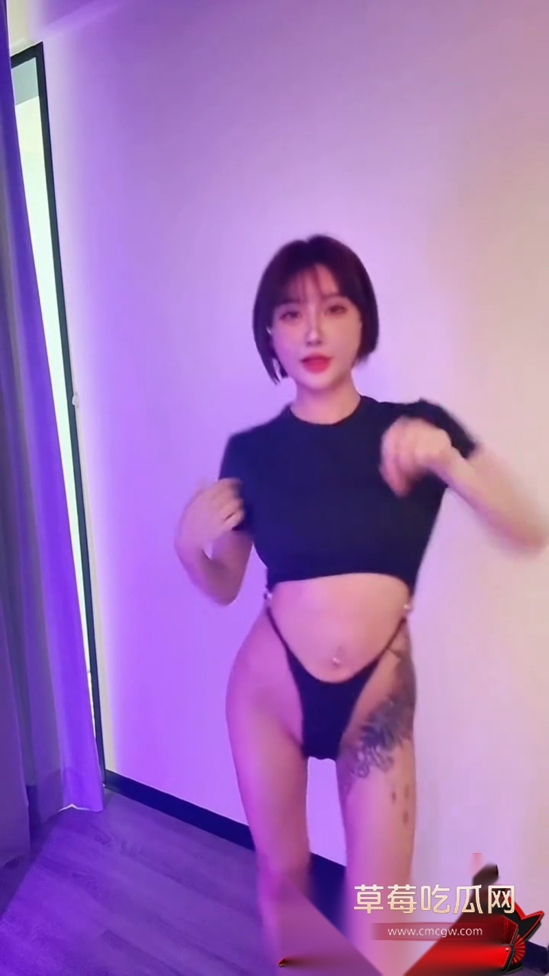 IG高颜女网红 yamede88 8 IG高颜女网红 yamede88 8