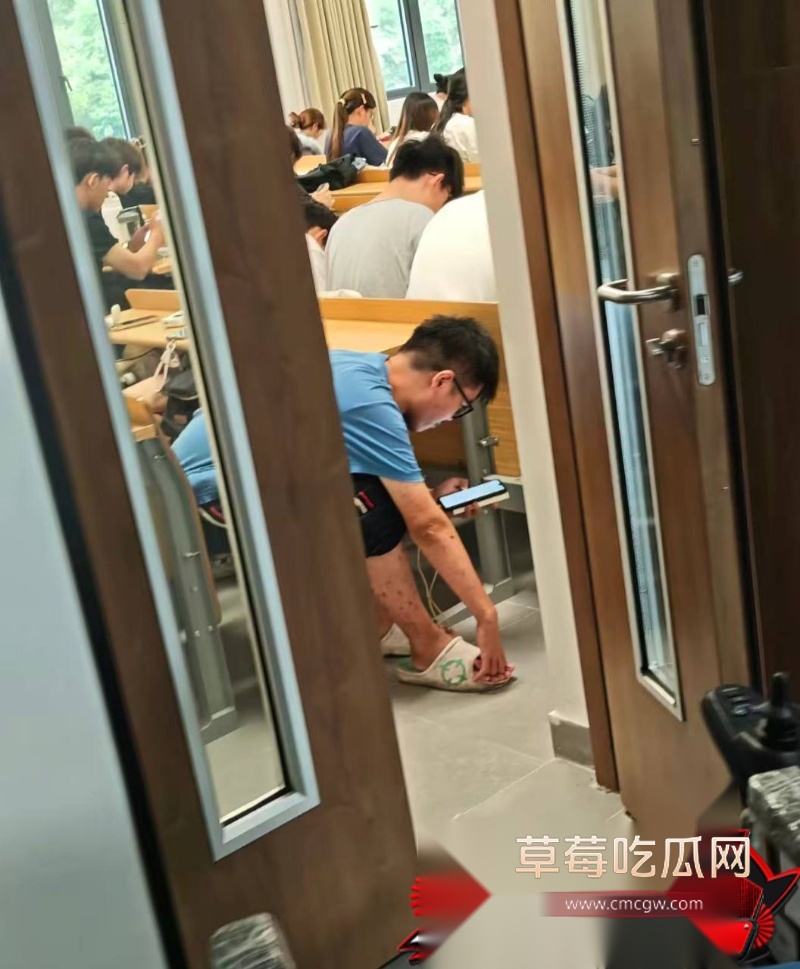 上海第二工业大学爆火的大学生 杀神 12 上海第二工业大学爆火的大学生 杀神 12