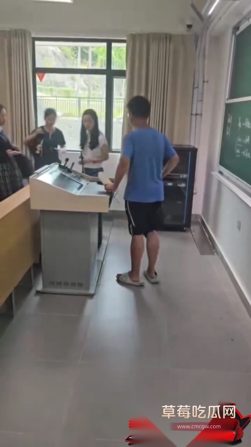 上海第二工业大学爆火的大学生 杀神 3 上海第二工业大学爆火的大学生 杀神 3