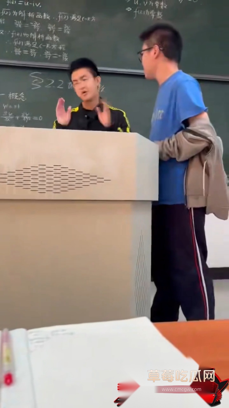 上海第二工业大学爆火的大学生 杀神 7 上海第二工业大学爆火的大学生 杀神 7
