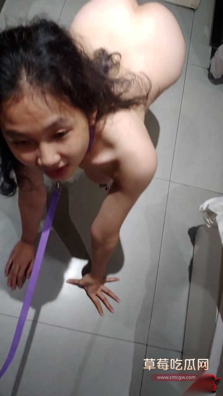 顶级反差制服母狗1 顶级反差制服母狗1