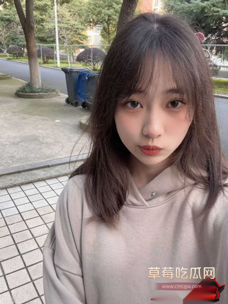 嫩滑1 嫩滑1
