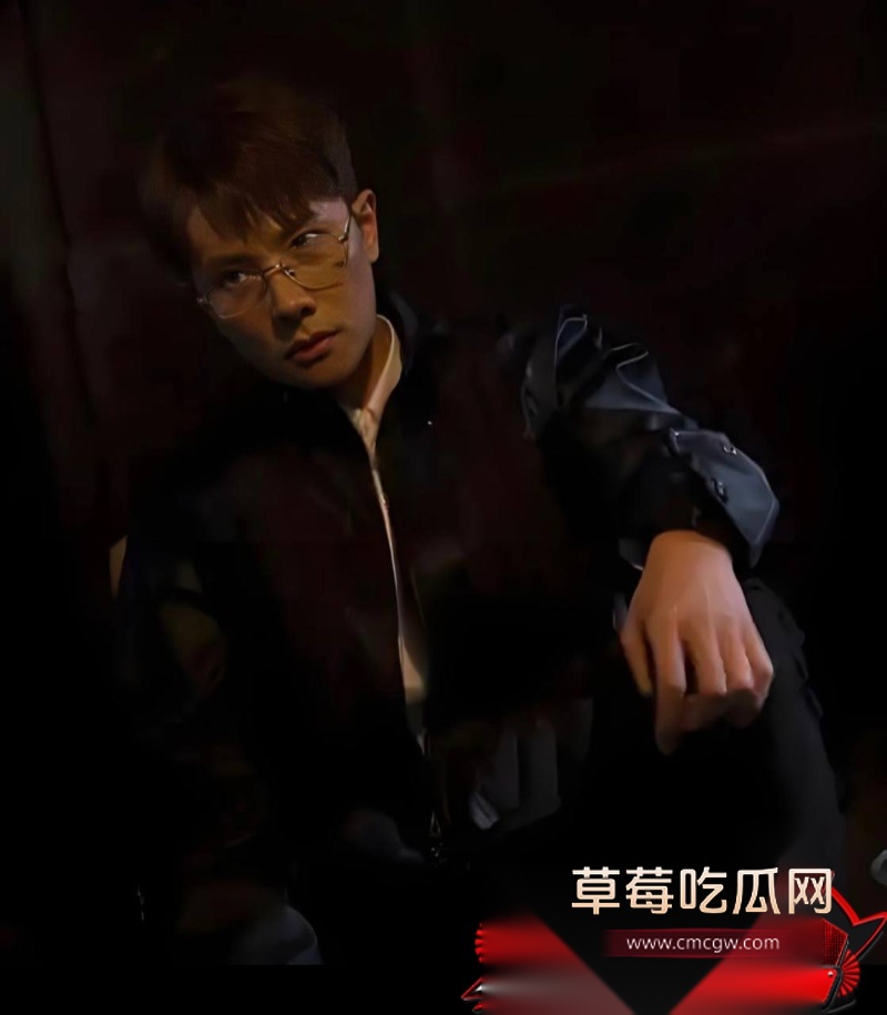 歌手艾辰草粉聊骚出轨 41 歌手艾辰草粉聊骚出轨 41