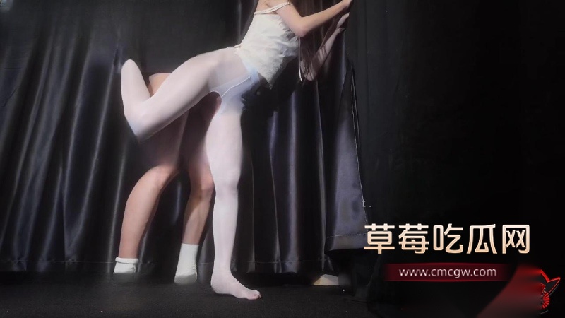 顶级反差白虎长腿女神 短发加禾 5