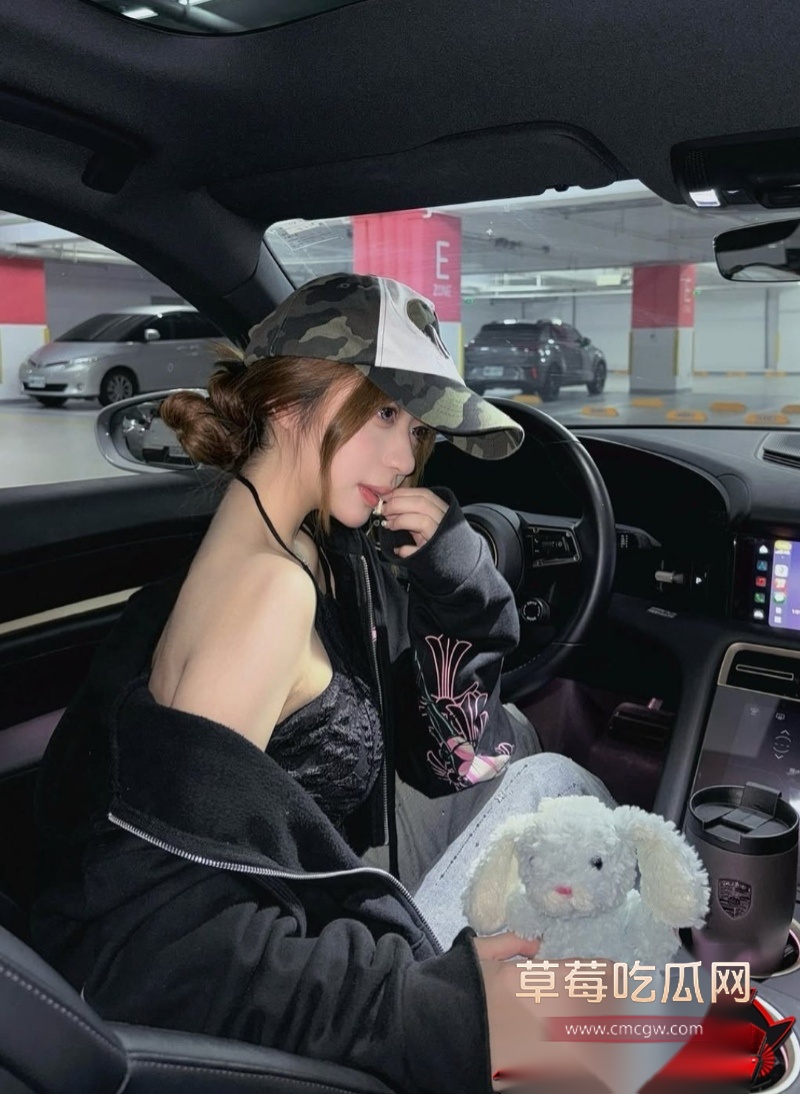 经济系高颜大二学姐 sarah 17 经济系高颜大二学姐 sarah 17