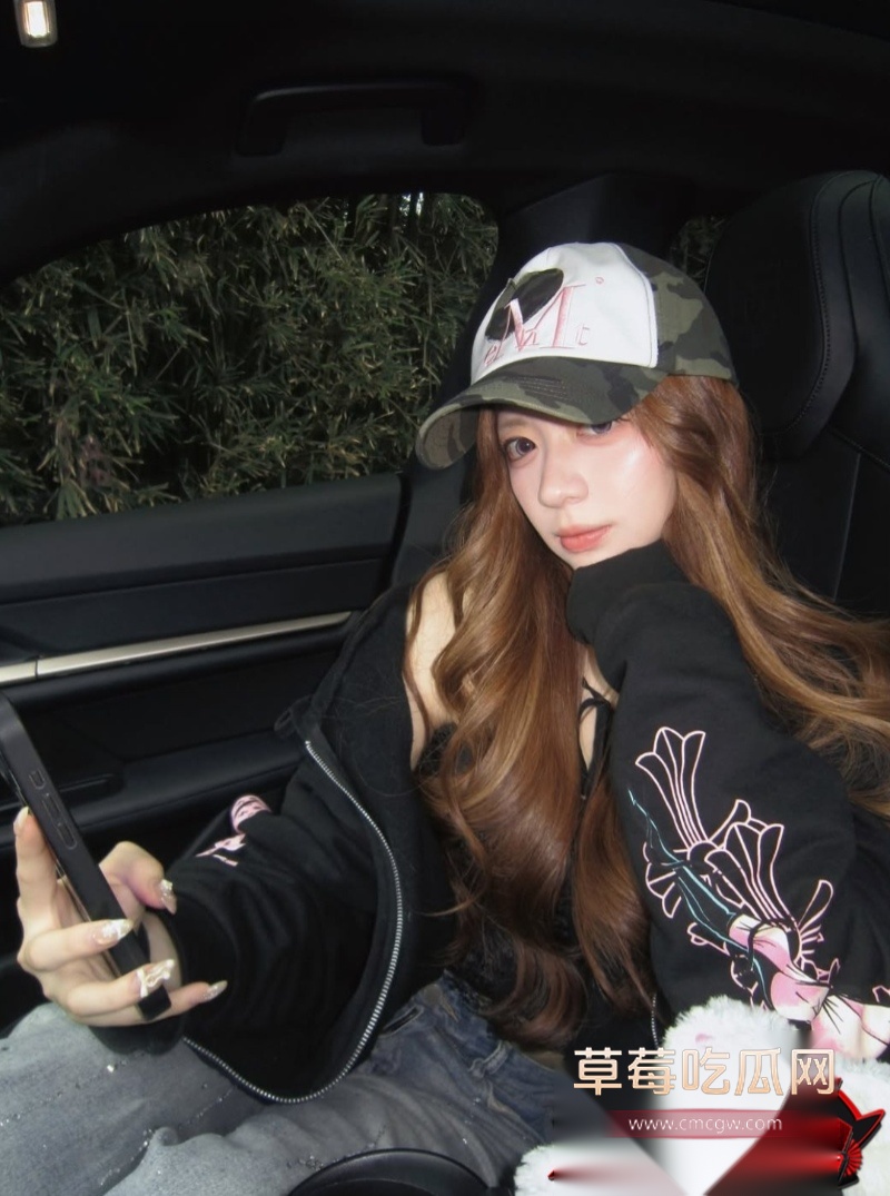 经济系高颜大二学姐 sarah 18 经济系高颜大二学姐 sarah 18