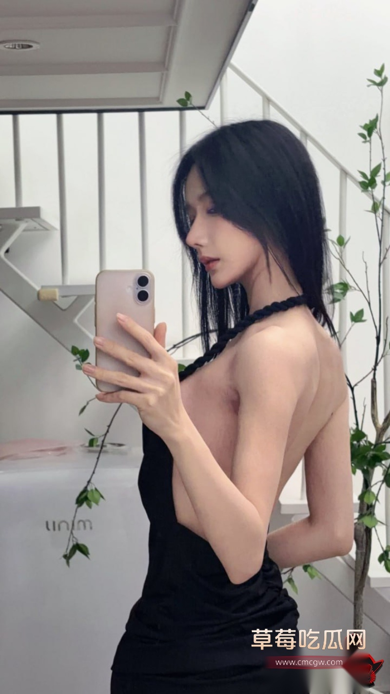 百万粉丝大UP主Sunny水水水黑料20