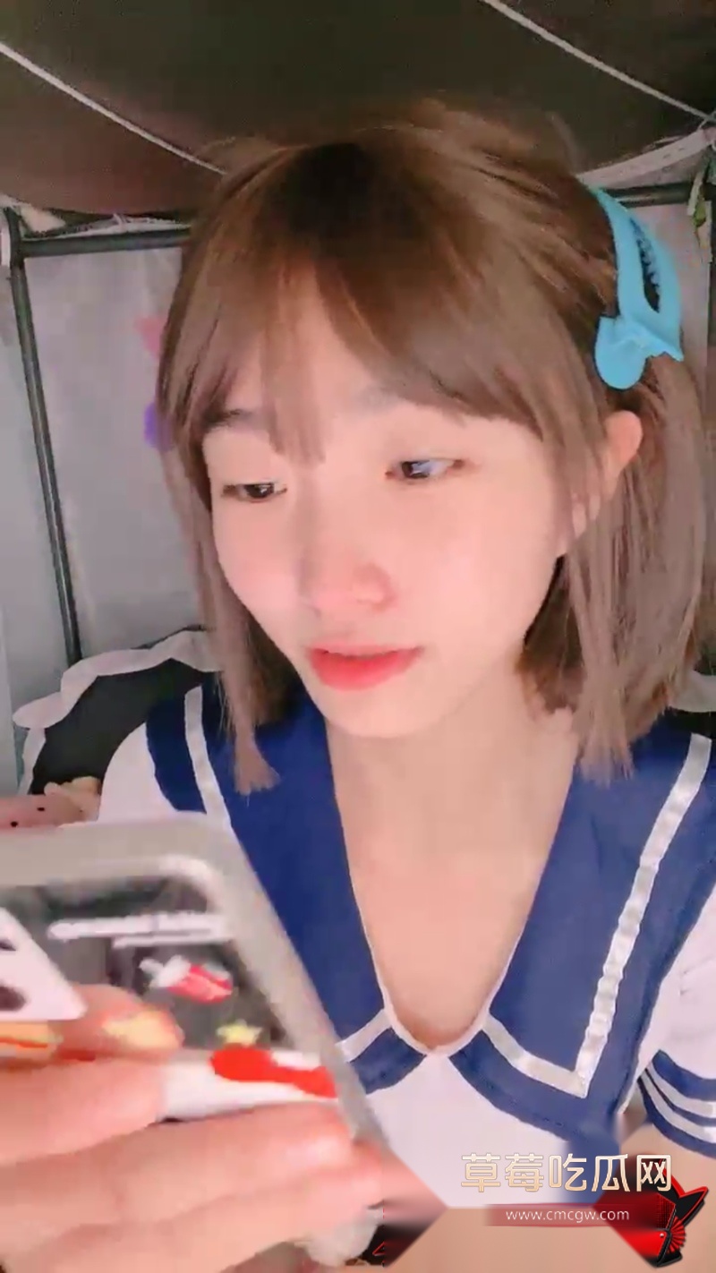 身边的大学学妹竟是福利姬 1