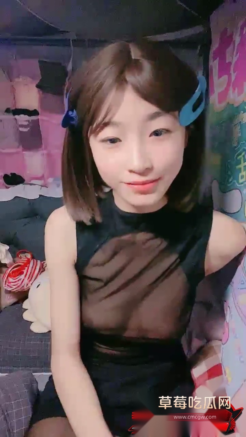 身边的大学学妹竟是福利姬 10