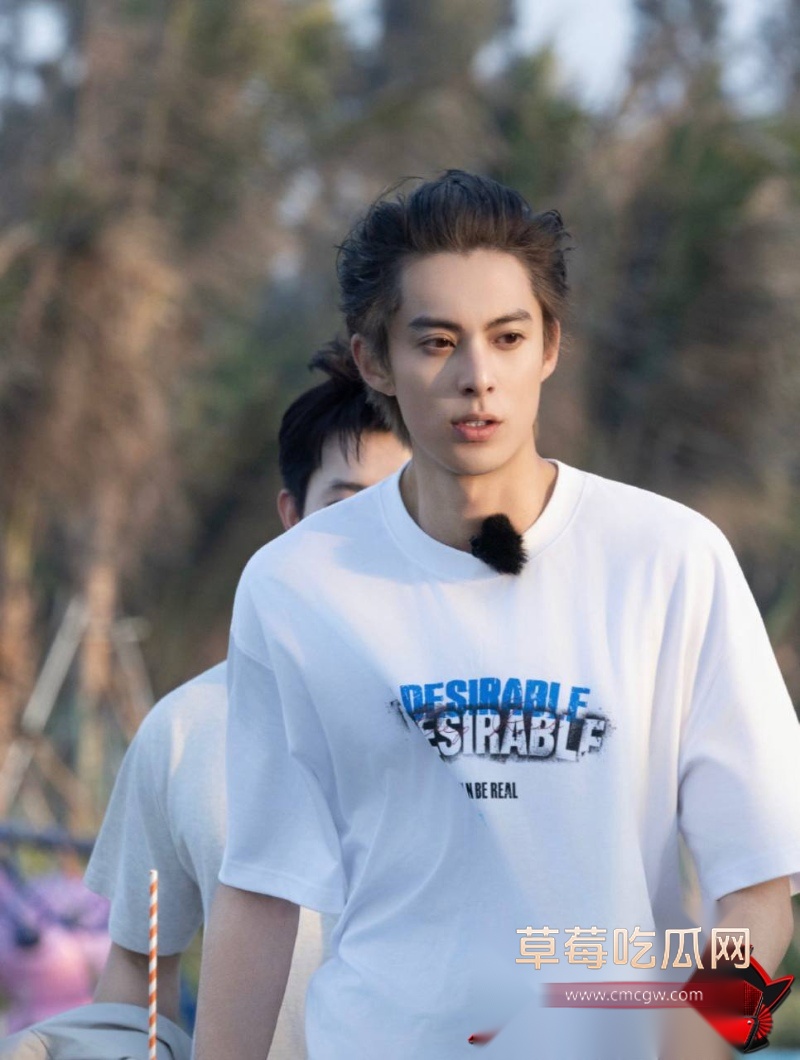 李明德认证王鹤棣精神小伙 8 李明德认证王鹤棣精神小伙 8