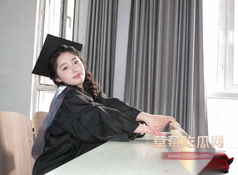 湖南医学院刘梓妮 12