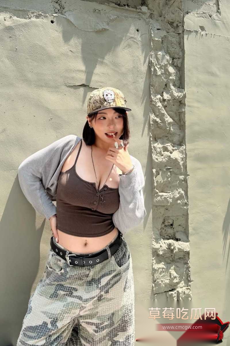 高颜短发巨乳健身博主 逆 18 高颜短发巨乳健身博主 逆 18