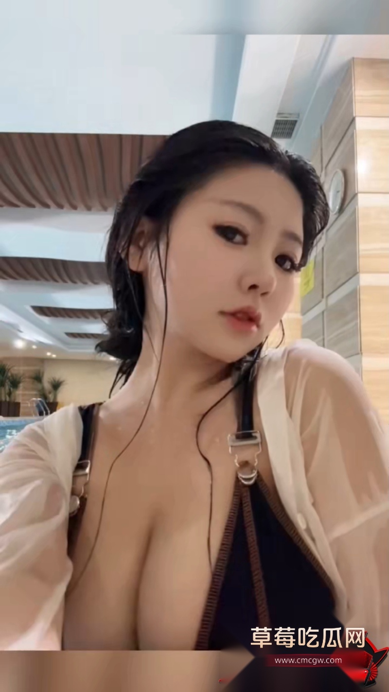 抖音102W粉丝女网红祁可爱 12 抖音102W粉丝女网红祁可爱 12