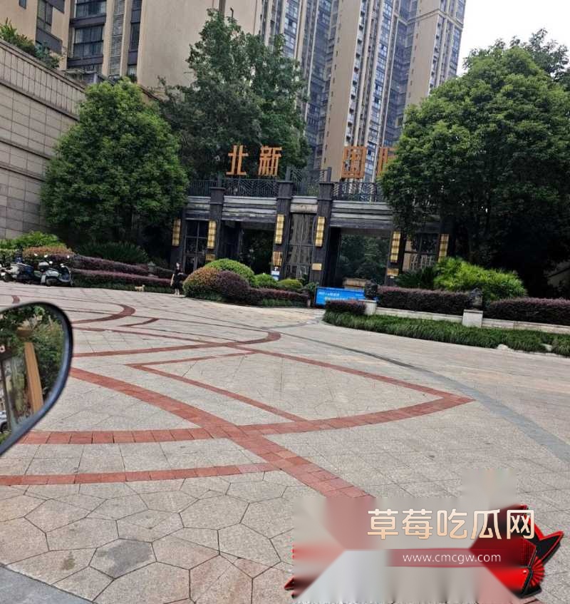 四川宜宾建鑫门窗安装老板游顺鑫 12