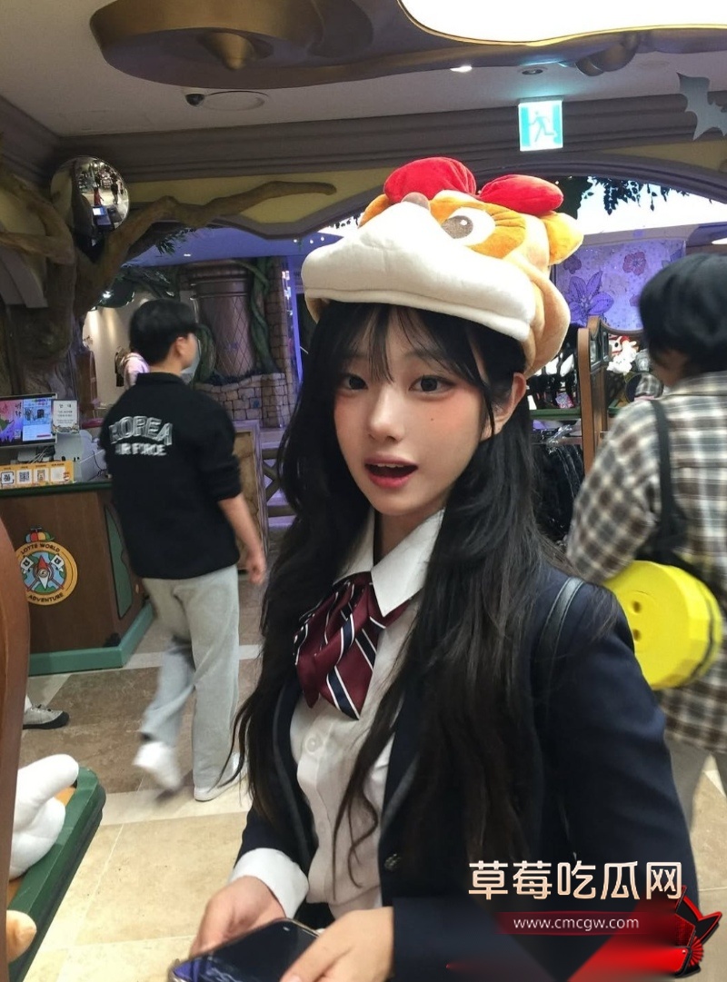 IG3万粉高颜短发妹 23 IG3万粉高颜短发妹 23