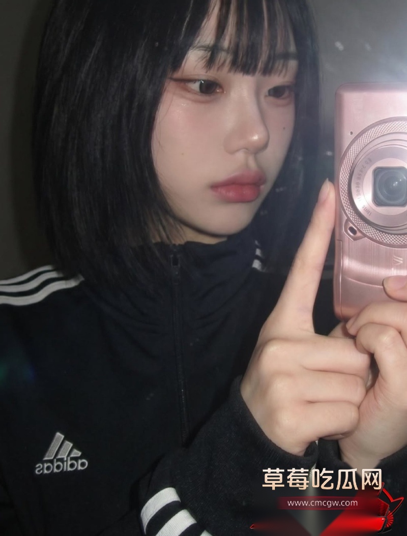 IG3万粉高颜短发妹 13 IG3万粉高颜短发妹 13