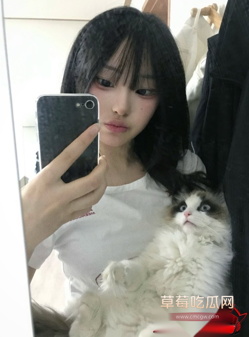 IG3万粉高颜短发妹 15 IG3万粉高颜短发妹 15