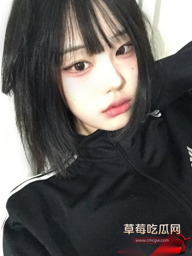 IG3万粉高颜短发妹 17 IG3万粉高颜短发妹 17
