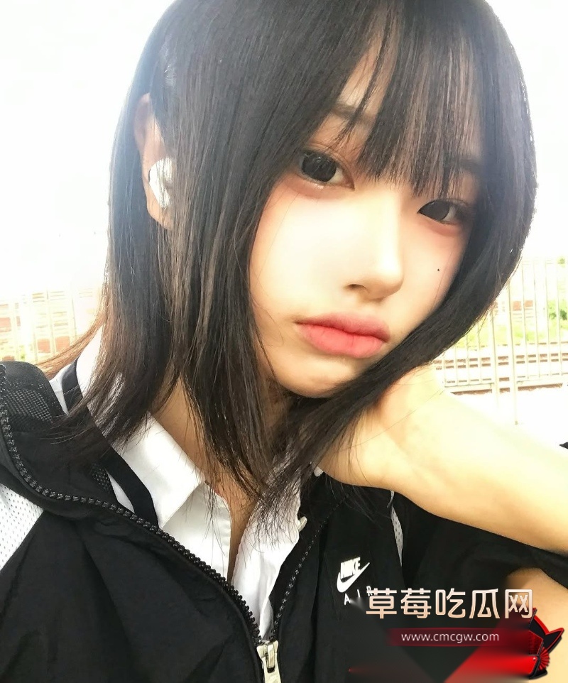 IG3万粉高颜短发妹 11 IG3万粉高颜短发妹 11