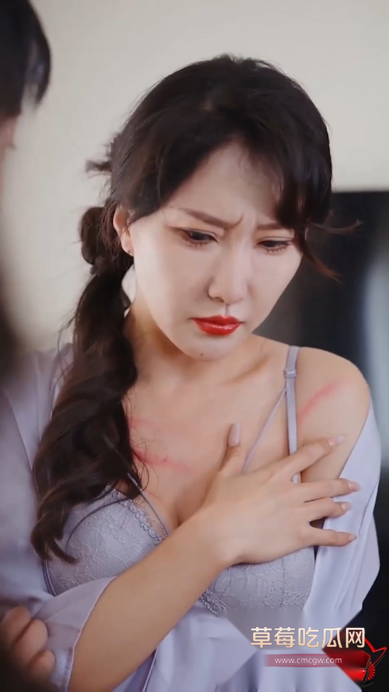 擦边短剧 深夜催乳师vs压抑的嫂子 15 擦边短剧 深夜催乳师vs压抑的嫂子 15