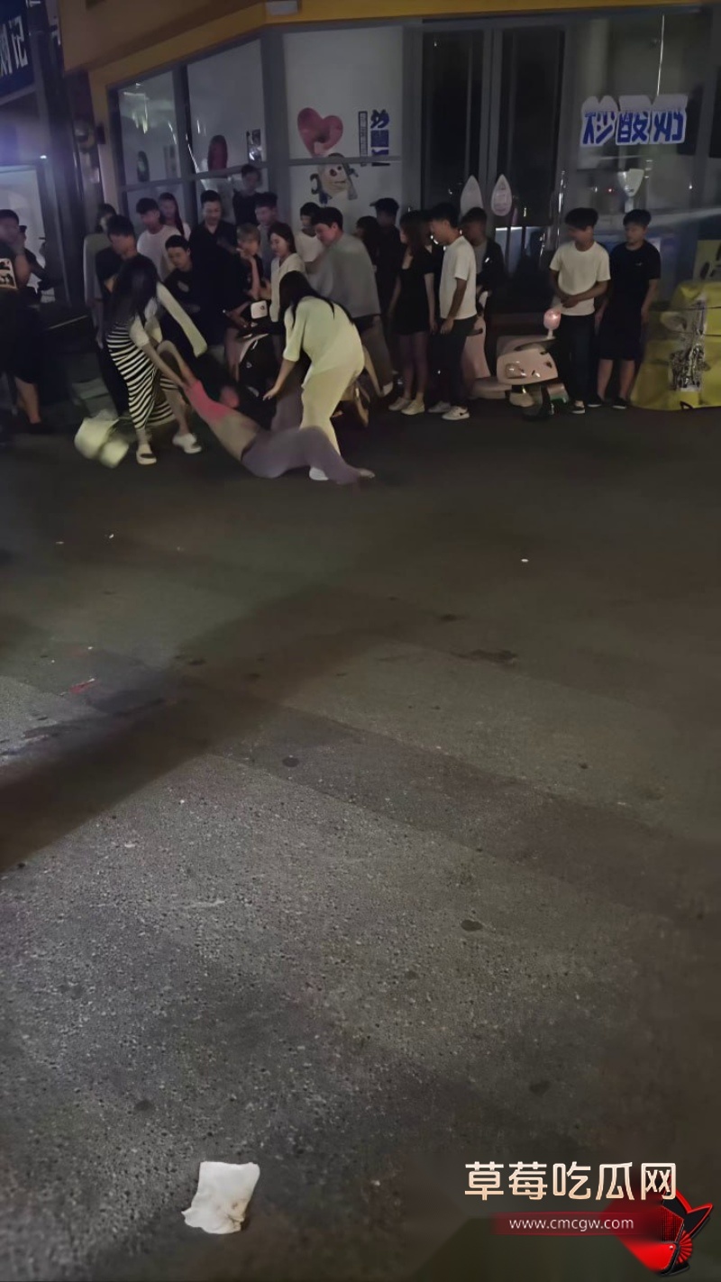 反差精神小妹 7 反差精神小妹 7