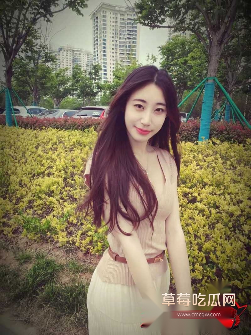 河北保定肥臀妹子 蕾丝内裤扭臀私拍1 河北保定肥臀妹子 蕾丝内裤扭臀私拍1